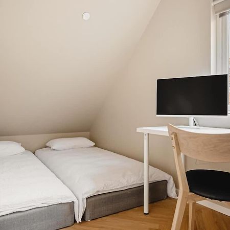Dinbnb Apartments I Mid-City Luxury With Mini Balcony And Smart Tv & Sound System Bergen Buitenkant foto