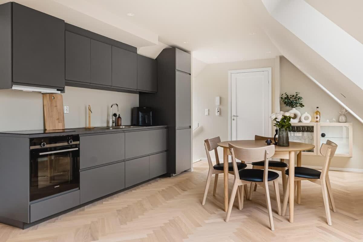 Dinbnb Apartments I Mid-City Luxury With Mini Balcony And Smart Tv & Sound System Bergen Buitenkant foto